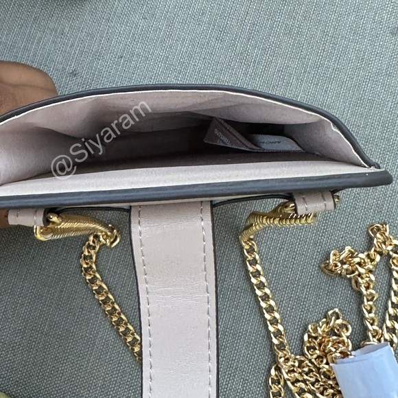 Michael Kors phone bag/ crossbody bag/ wallet on a chain - Picture 7 of 7